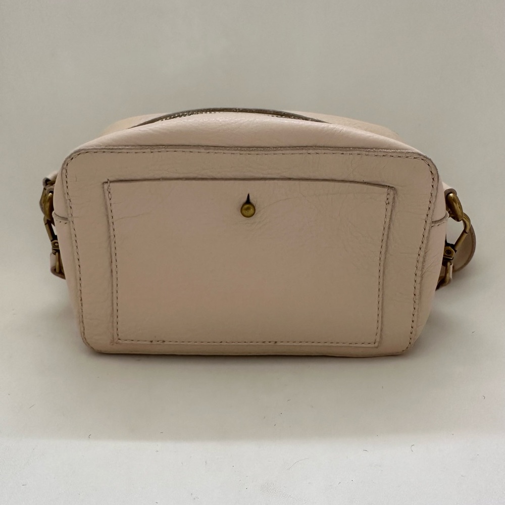 Madewell The Transport Camera Bag: Vachetta Leather Edition